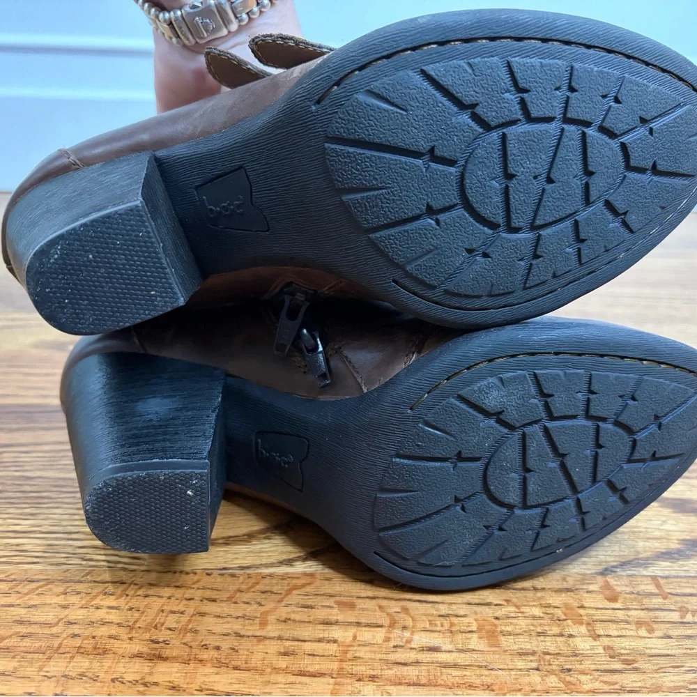 boc Women's Brown Ankle Buckle Booties - Picture 6 of 8